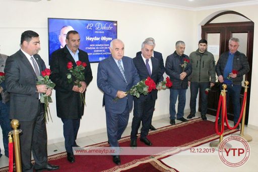 AMEA Yüksək Texnologiyalar Parkında Ümummilli Lider Heydər Əliyevin anım günü qeyd edilib