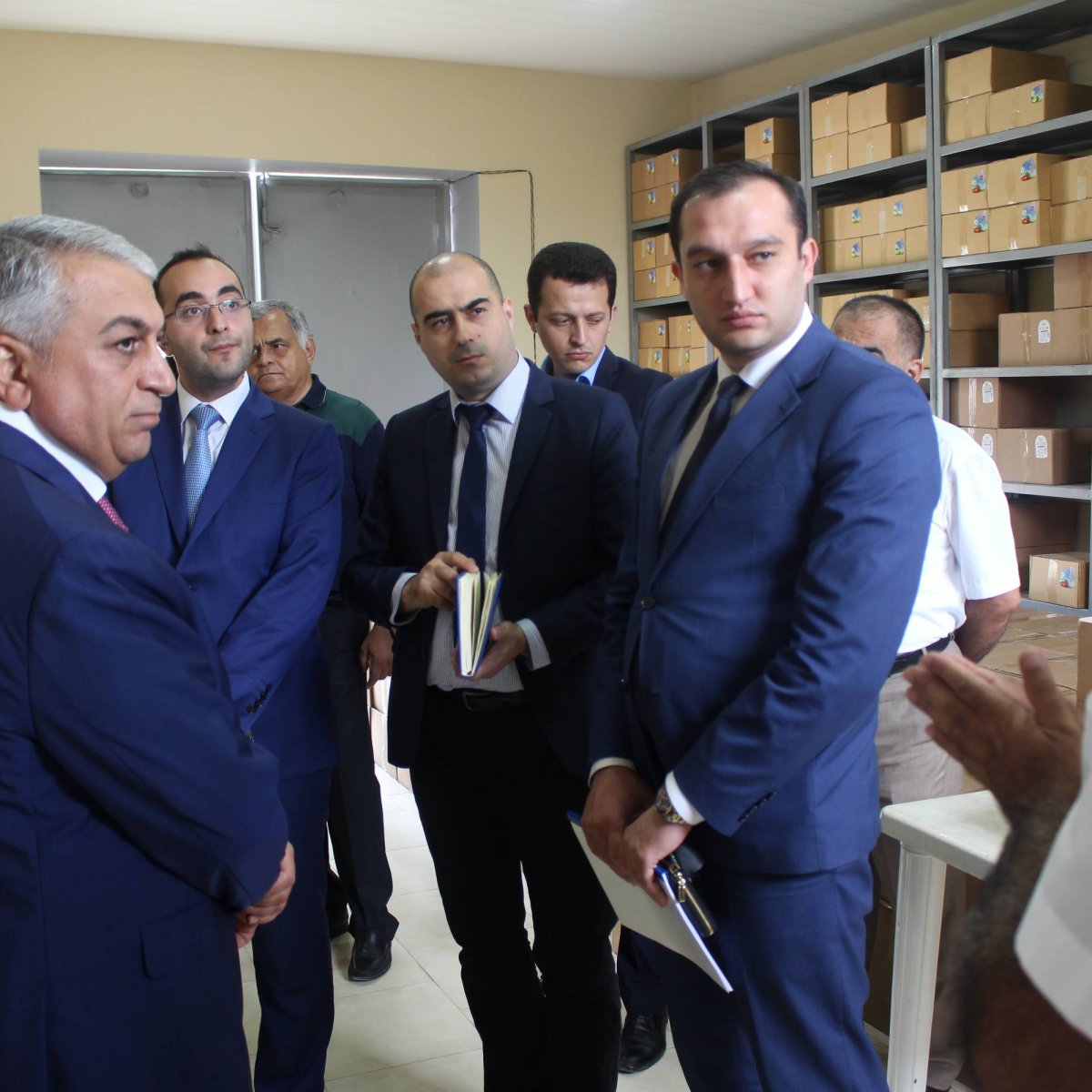 İqtisadi İslahatların Təhlili və Kommunikasiya Mərkəzinin əməkdaşları Təcrübə-Sənaye Zavodunda olublar.