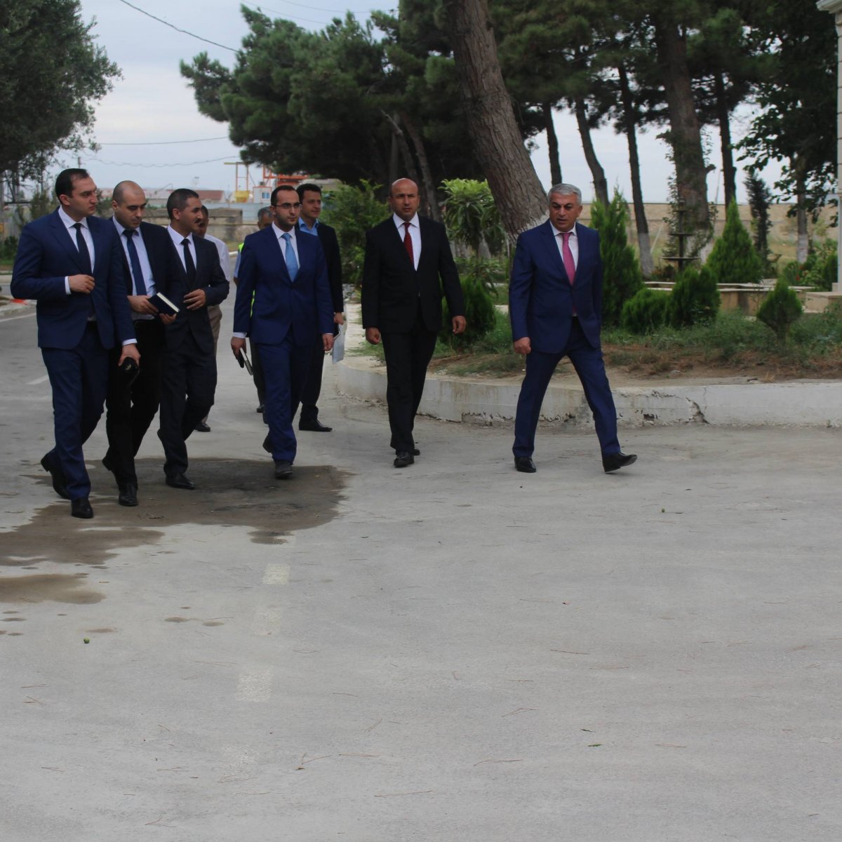 İqtisadi İslahatların Təhlili və Kommunikasiya Mərkəzinin əməkdaşları Təcrübə-Sənaye Zavodunda olublar.