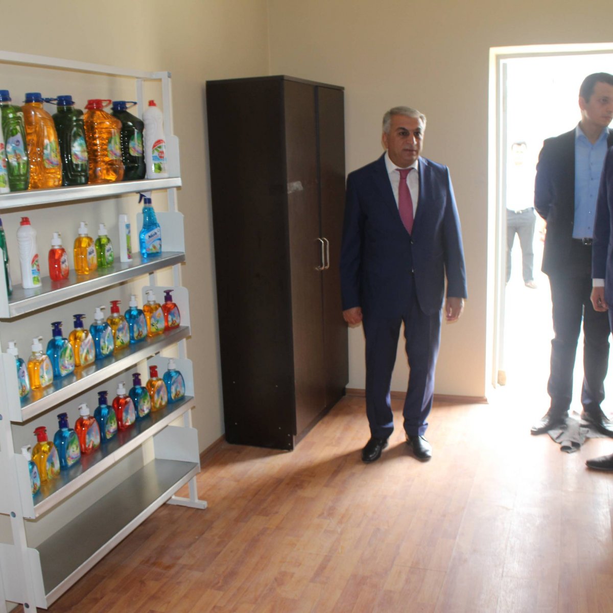 İqtisadi İslahatların Təhlili və Kommunikasiya Mərkəzinin əməkdaşları Təcrübə-Sənaye Zavodunda olublar.